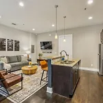 Holiday home The Tennessee Whiskey In West End-vandy- Uber To Broadway *