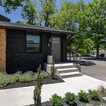 The Nomad By Avantstay