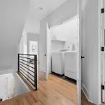 The Waylon - Newly Redesigned, Rooftop With Sauna Holiday home