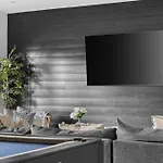 The Waylon - Newly Redesigned, Rooftop With Sauna Holiday home