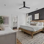 Holiday home The Waylon - Newly Redesigned, Rooftop With Sauna *