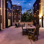West End Dream-private Balcony-6 Mins To Broadway Nashville