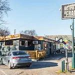 Hip East Nashville Stay Music Food & Fun Nearby