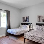 Holiday home 3 Side By Side Nash Homes - Close To Honky Tonks Nashville