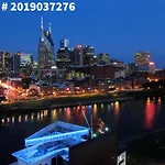 Spacious Close To Belmont Rooftop * Nashville