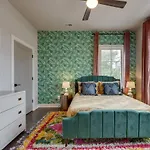 Dazzling Nashville Home - Minutes To - Broadway 4Br 4Ba