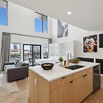 Holiday home Beverly Nash Downtown, Incredible Skyline Views, Walk To Broadway! *