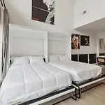 Beverly Nash Downtown, Incredible Skyline Views, Walk To Broadway! * Nashville
