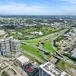 Beverly Nash Downtown, Incredible Skyline Views, Walk To Broadway! Nashville