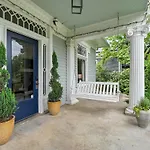 Stunning Nashville Home Close To Downtown And Bdwy