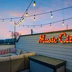 Ultimate Rooftop Double Games Bbq Skyline Views Holiday home *