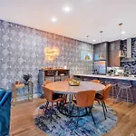 Ultimate Rooftop Double Games Bbq Skyline Views Holiday home Nashville