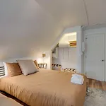 Bougie Squirrel Glam Pad Holiday home Nashville