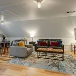 Bougie Squirrel Glam Pad Holiday home