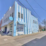 Boutique One Bedroom Condo In Dynamic 12 South 202