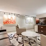 Charming For 4 In Family Dt Walk To Broadway Holiday home Nashville
