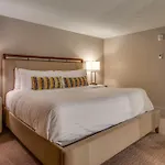 Comfy Family Retreat For 4 In Dt Walk To Broadway Holiday home Nashville