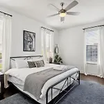 1 Bdr Loft Centrally Located In West End * Nashville