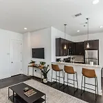 Holiday home 1 Bdr Loft Centrally Located In West End Nashville