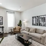 Holiday home 1 Bdr Loft Centrally Located In West End Nashville