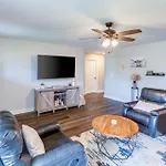 Centrally Located Cozy Pet Friendly * Nashville