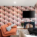 Structure At 8Th Argyle Elite Nash Vacation Spot