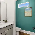 Play At 8th & Argyle Elite Vacation Spot Holiday home