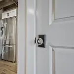 Luxe Loft With Speakeasy Parking And 2 Mi To Broadway Apartment Nashville