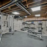 Luxe Loft With Speakeasy Parking And 2 Mi To Broadway Apartment *