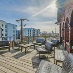 Apartment Luxe Loft With Speakeasy Parking And 2 Mi To Broadway Nashville