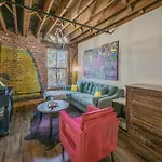 Luxe Loft With Speakeasy Parking And 2 Mi To Broadway