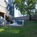 Modern Stunner 5 Min To Dt Hot Tub Rooftop Views