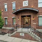 Fabulous Nashvegas Loft Retreat Near Vandy Off West End Mins To Broadway