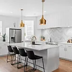 Two Adjacent Homes By 12 South And Belmont That Sleeps 24 *