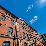 Holiday home Charming Historic Loft Near Centennial Park
