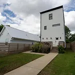 Trendy Weho Home - Near Dt Nashville