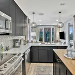 Apartment Penthouse View Flat Modern Design With Balcony