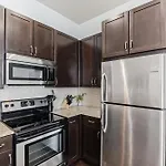 1 Bdr Loft Centrally Located In West End *