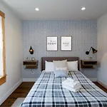 Charming Historic Loft Near Centennial Park Holiday home Nashville