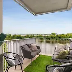 Riverview With Garage And Balcony And Walk Downtown Holiday home Nashville