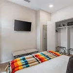 Riverview With Garage And Balcony And Walk Downtown Holiday home