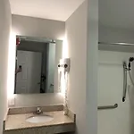 Hotel Knights - Downtown Nashville