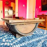 Holiday home Dolly's Yacht Club - Cozy Retreat Near Broadway Nashville