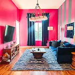 Holiday home Dolly's Yacht Club - Cozy Retreat Near Broadway Nashville
