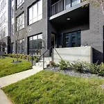 Vandy Vinyl - Odyssey - Minutes To Broadway