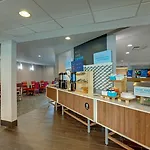 Hotel Express W-i40 By Ihg 3*