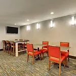 Hotel Express W-i40 By Ihg 3*