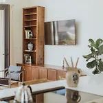 Apartment Storybook - Perfect For Couples And Solo Travelers Nashville