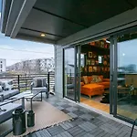 2 Homes With Rooftops & Views Holiday home