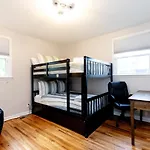 Holiday home Casa Azul King Beds Close To Broadway Hot Tub *
